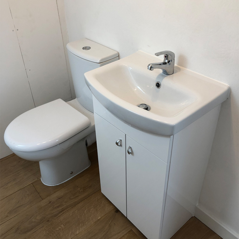 Cloakroom Toilet and Sink